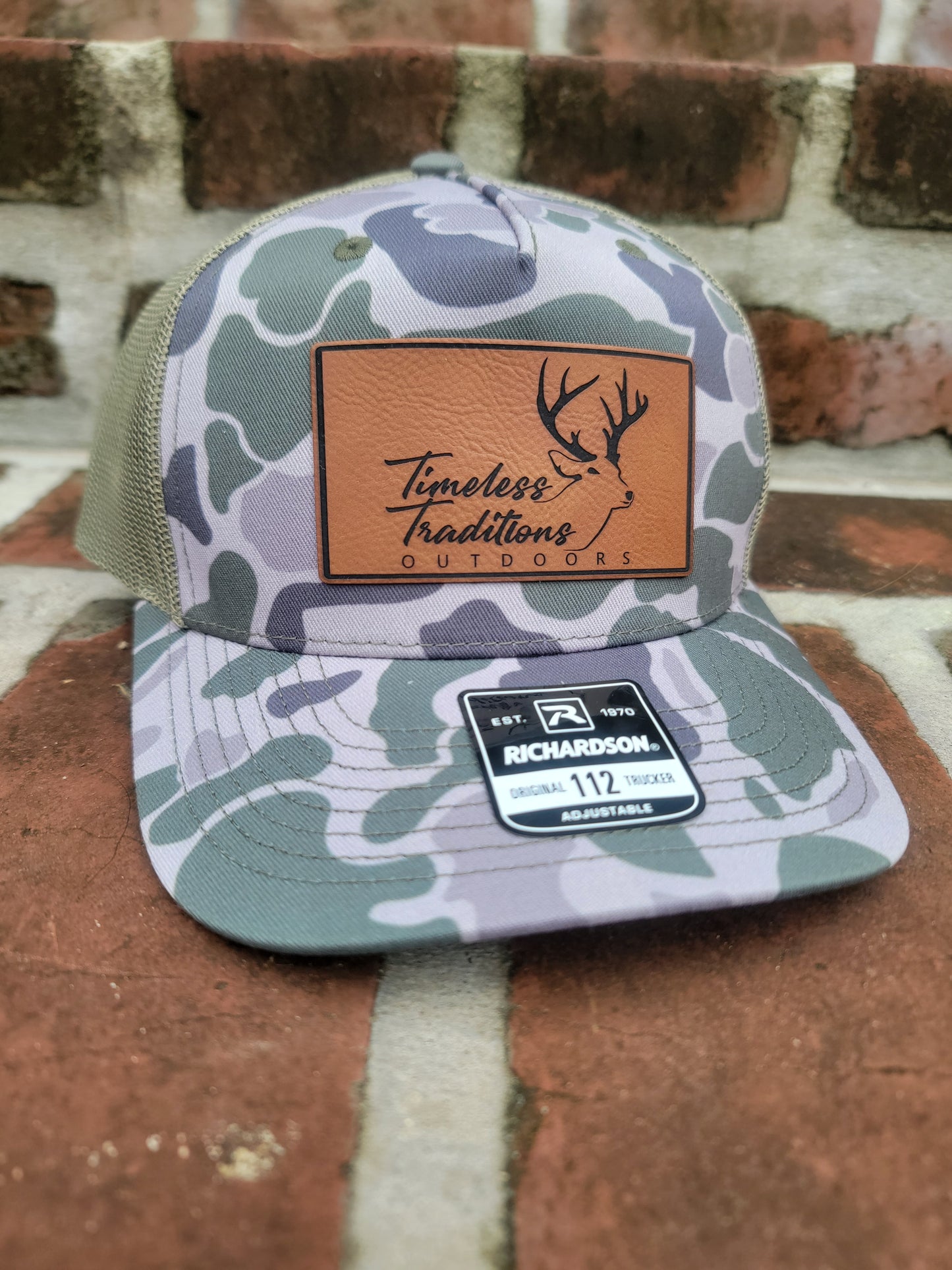 Traditional TTO Deer 5 Panel RIchardson 112